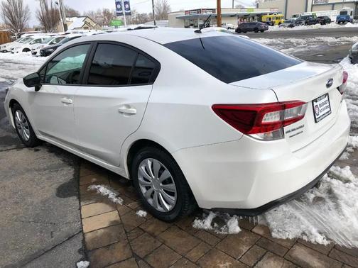 2018 Subaru Impreza 2.0i