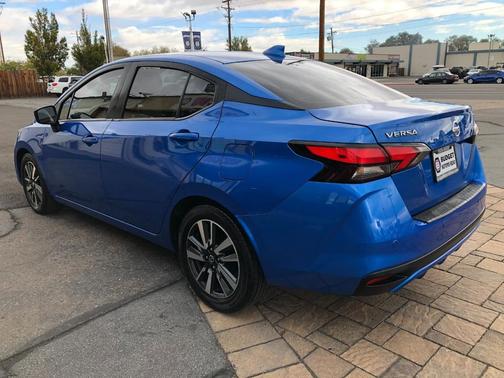 2021 Nissan Versa 1.6 SV