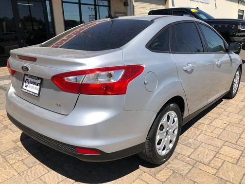 Silver Metallic 2012 Ford Focus SE