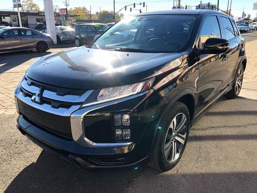 2024 Mitsubishi Outlander Sport SE