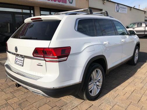 2018 Volkswagen Atlas 3.6L SEL Premium
