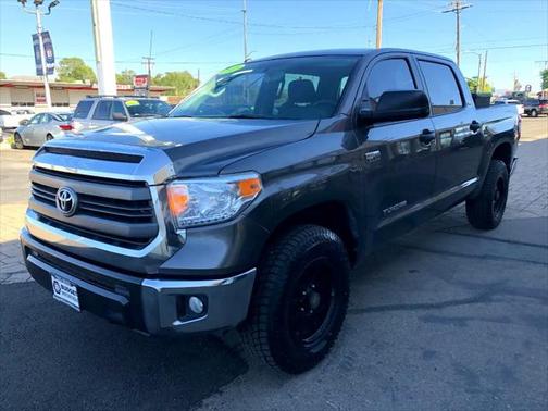 2015 Toyota Tundra SR5