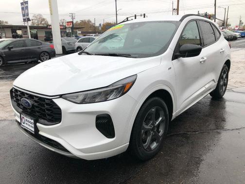 2023 Ford Escape ST-Line