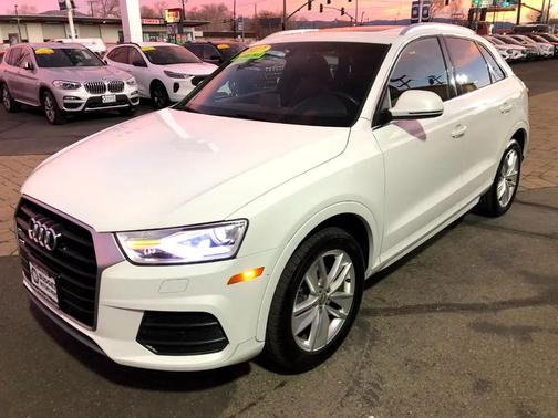 2017 Audi Q3 2.0T Premium Plus