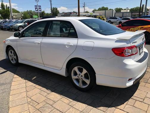 Super White 2013 Toyota Corolla S