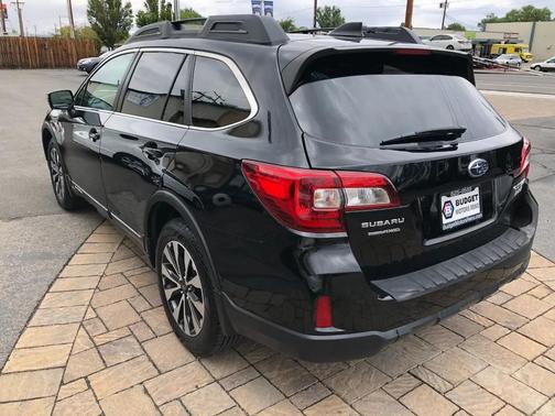Crystal Black Silica 2016 Subaru Outback 2.5i Limited