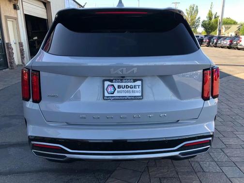 Wolf Gray 2022 Kia Sorento SX