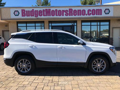 2024 GMC Terrain SLT