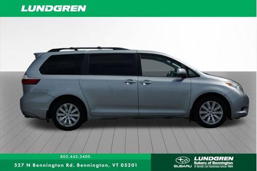 2016 Toyota Sienna LE