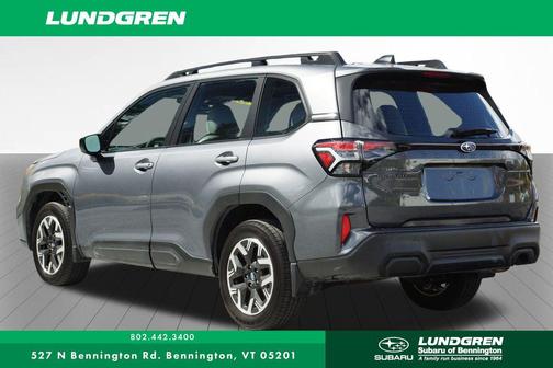 2025 Subaru Forester Base