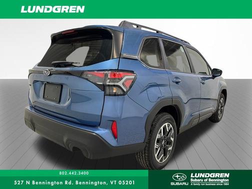 2025 Subaru Forester Base