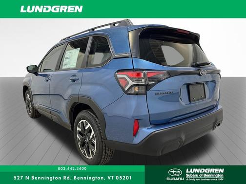 2025 Subaru Forester Base