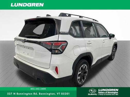 2025 Subaru Forester Base