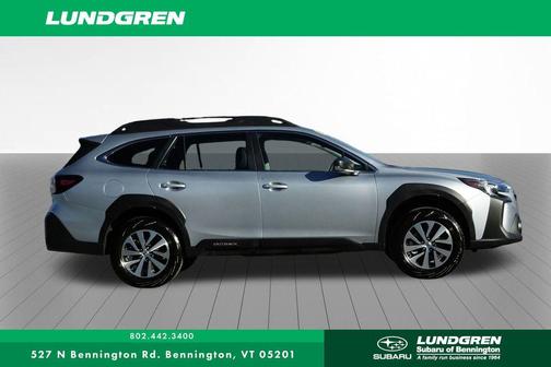 2025 Subaru Outback Base
