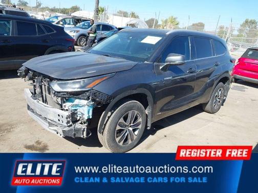 2021 Toyota Highlander Hybrid XLE