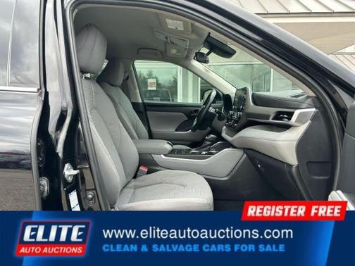 2021 Toyota Highlander LE