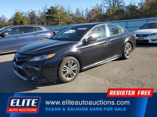 2018 Toyota Camry SE