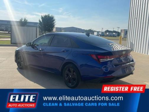 2022 Hyundai ELANTRA SEL