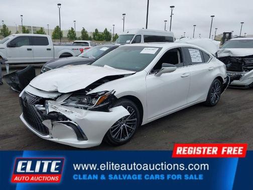 2025 Lexus ES 300h Base