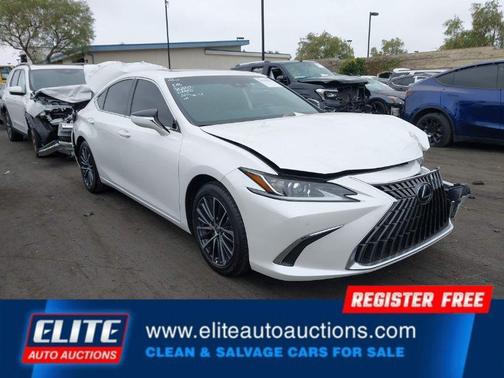 2025 Lexus ES 300h Base