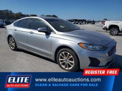 2020 Ford Fusion SE