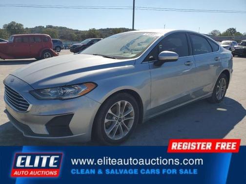 2020 Ford Fusion SE
