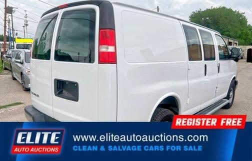 2022 GMC Savana 2500 Work Van
