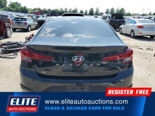 2020 Hyundai ELANTRA SE