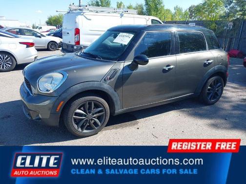 2011 MINI Cooper S Countryman Base