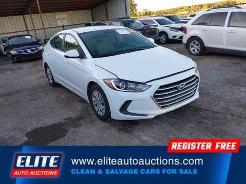 2018 Hyundai ELANTRA SE