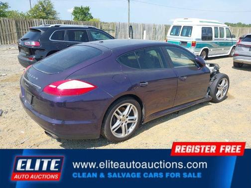2012 Porsche Panamera 4