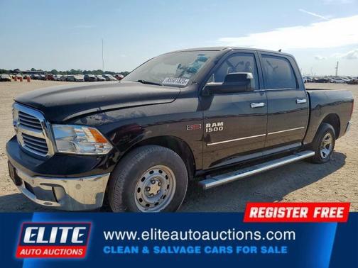 2015 RAM 1500 SLT