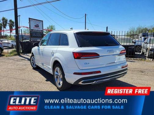 2023 Audi Q7 55 Premium Plus