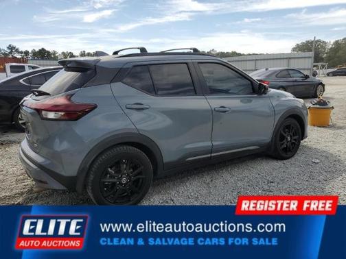 2021 Nissan Kicks SR
