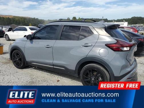 2021 Nissan Kicks SR