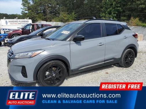 2021 Nissan Kicks SR