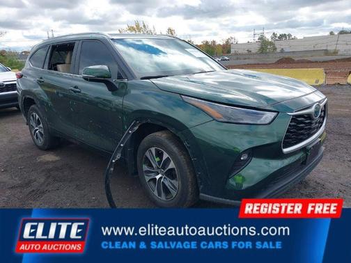 2023 Toyota Highlander Hybrid XLE