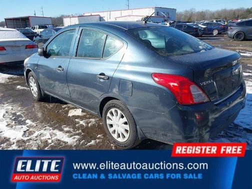 2015 Nissan Versa 1.6 S