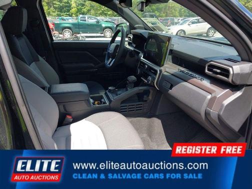 2025 Toyota Tacoma TRD Sport