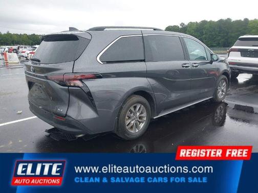 2025 Toyota Sienna XLE