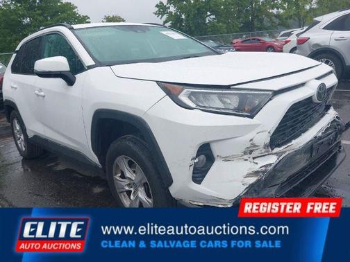 2020 Toyota RAV4 XLE