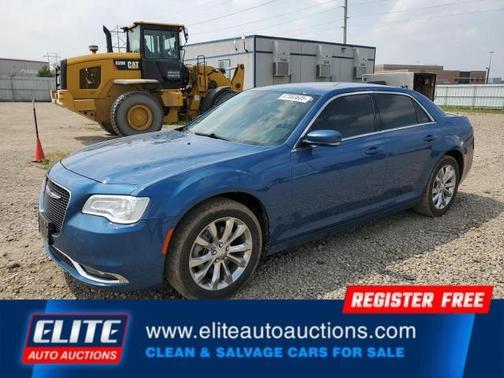 2021 Chrysler 300 Touring