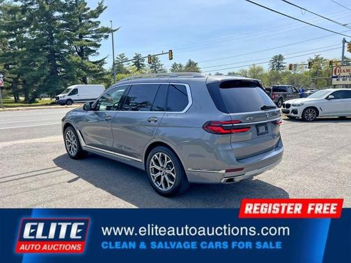 Skyscraper Grey Metallic 2024 BMW X7 xDrive40i