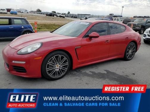 2016 Porsche Panamera 4