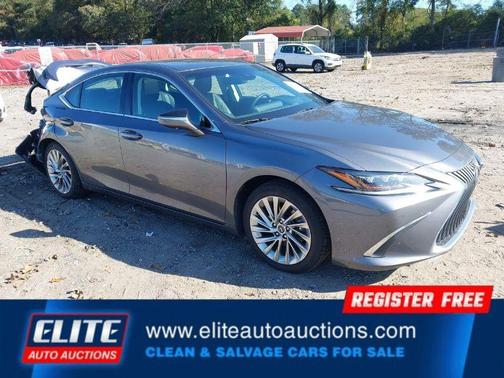 2021 Lexus ES 300h Ultra Luxury