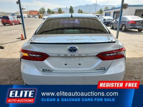 2024 Toyota Camry Hybrid SE