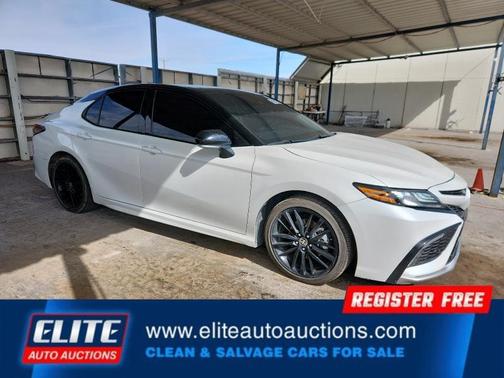 2024 Toyota Camry Hybrid SE