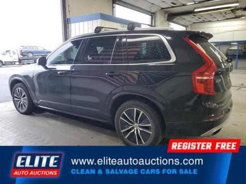 2020 Volvo XC90 T6 Momentum