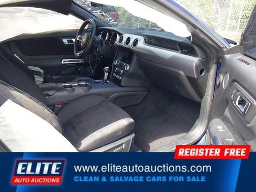 2020 Ford Mustang EcoBoost