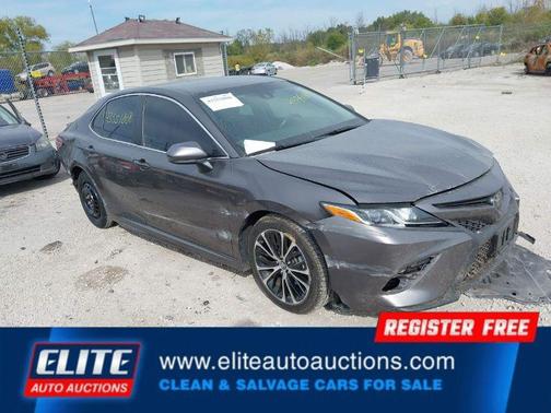 2018 Toyota Camry SE